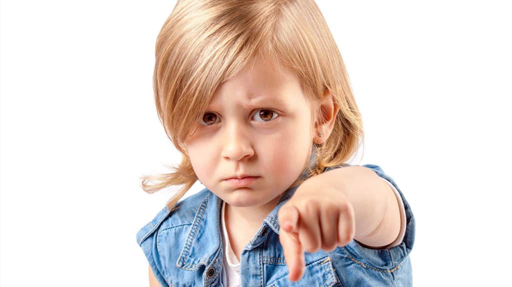 3 Ways to Handle a Tattletale Child - wikiHow Mom